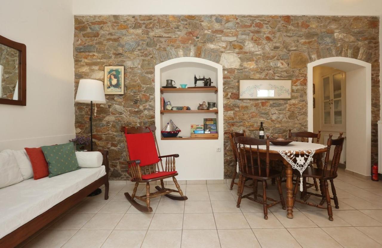 Babina'S Place-Traditional House In Ermoupoli Bagian luar foto