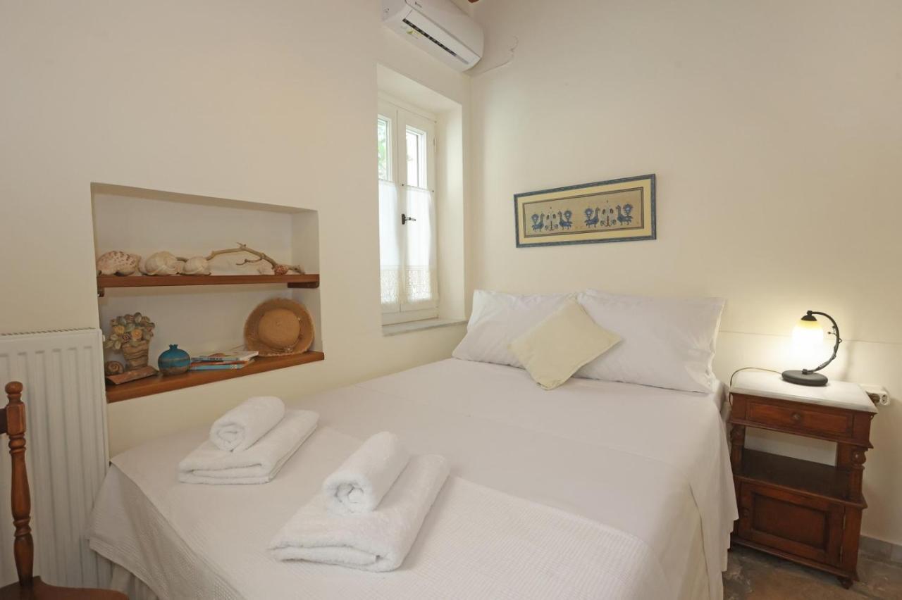 Babina'S Place-Traditional House In Ermoupoli Bagian luar foto